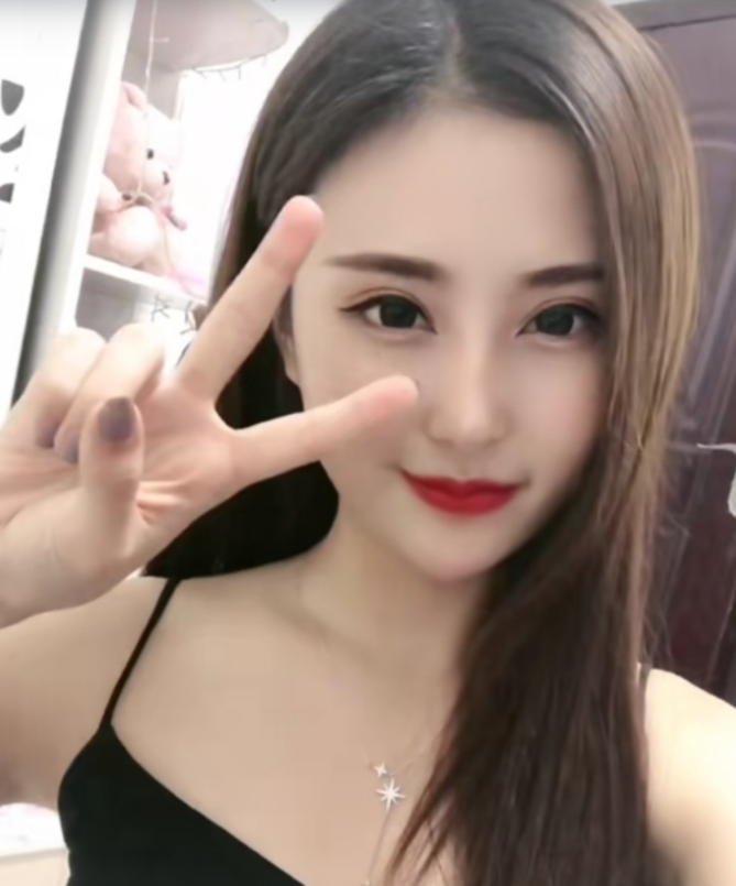 极品兼职医大女护士，淫荡起来真的非常爽！